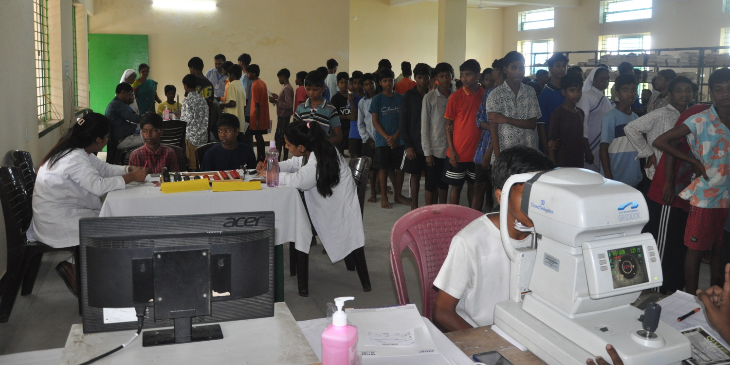 Free health checkup camp by Injot Dahar on 22nd September 2024 Kishore Nagar Boy's School, Bargavan, Namkum, Ranchi